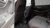 honda-Vezel-Interior-3-leg